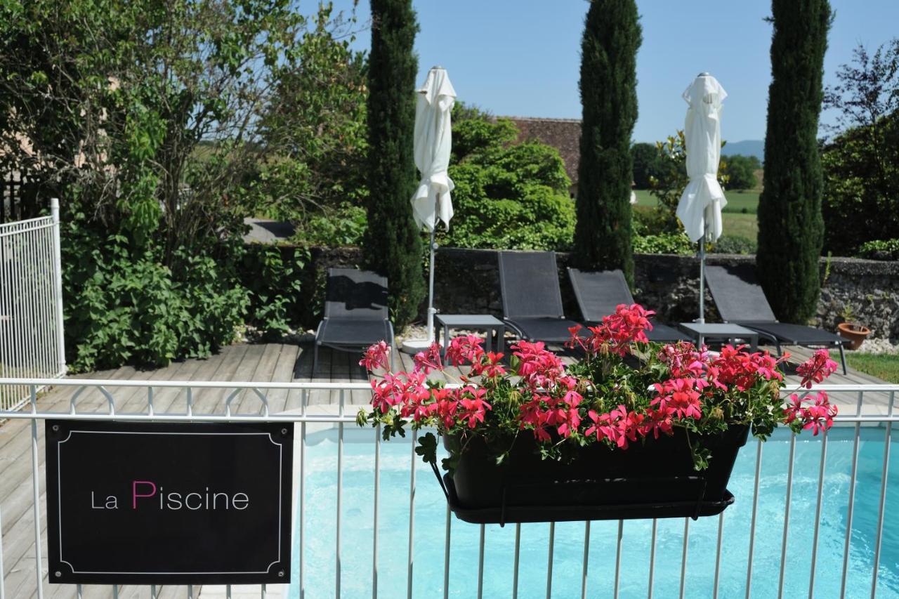 Les Villas Du Domaine De Suzel Vignieu Exteriér fotografie