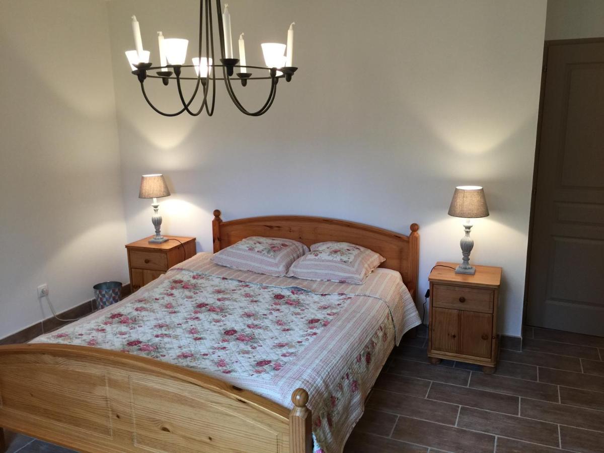 Les Villas Du Domaine De Suzel Vignieu Exteriér fotografie