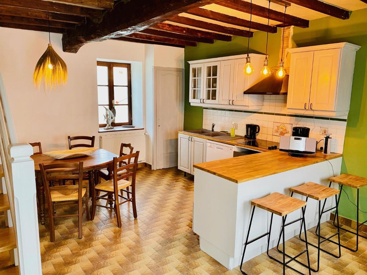 Les Villas Du Domaine De Suzel Vignieu Exteriér fotografie