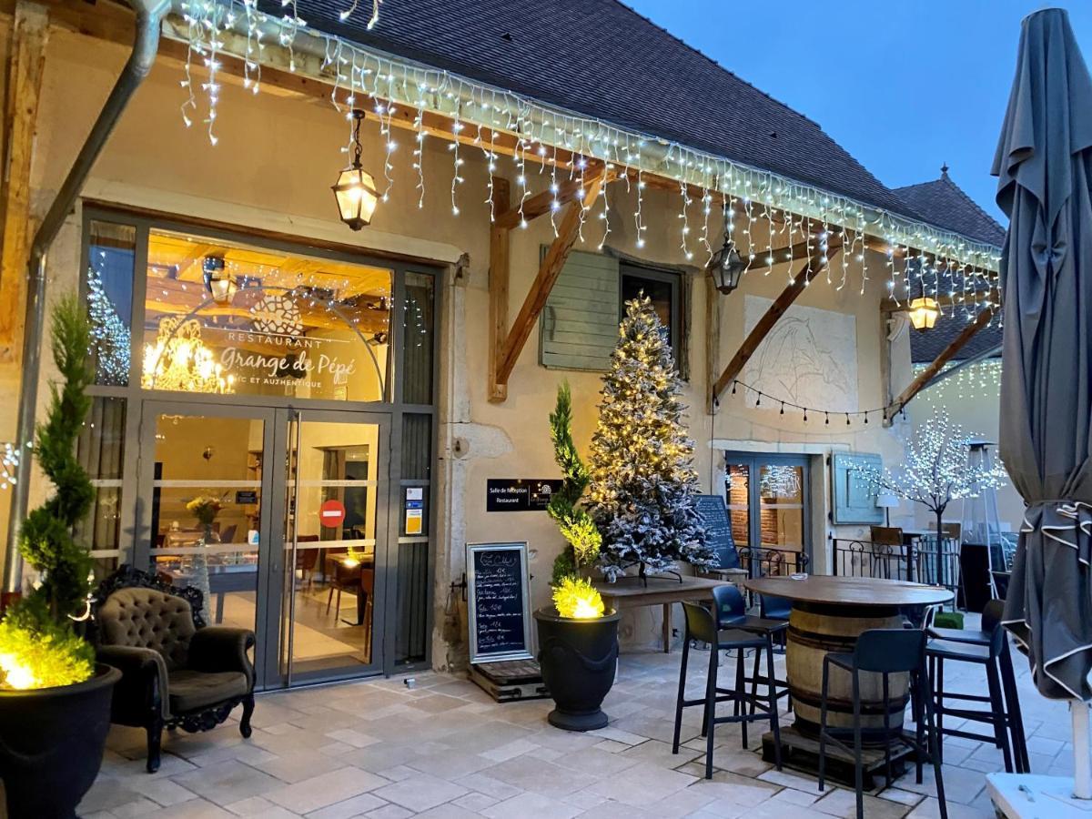 Les Villas Du Domaine De Suzel Vignieu Exteriér fotografie