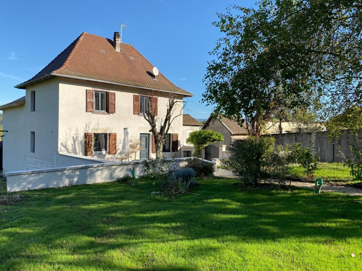 Les Villas Du Domaine De Suzel Vignieu Exteriér fotografie
