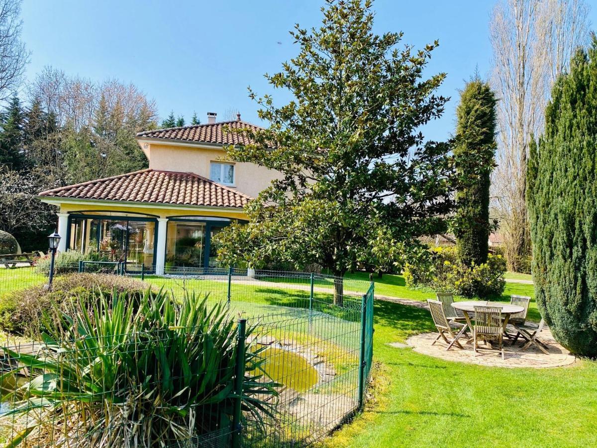 Les Villas Du Domaine De Suzel Vignieu Exteriér fotografie