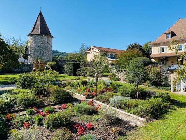 Les Villas Du Domaine De Suzel Vignieu Exteriér fotografie