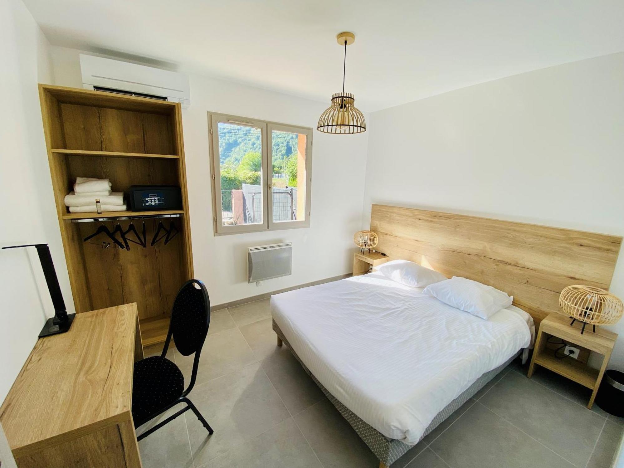 Les Villas Du Domaine De Suzel Vignieu Exteriér fotografie